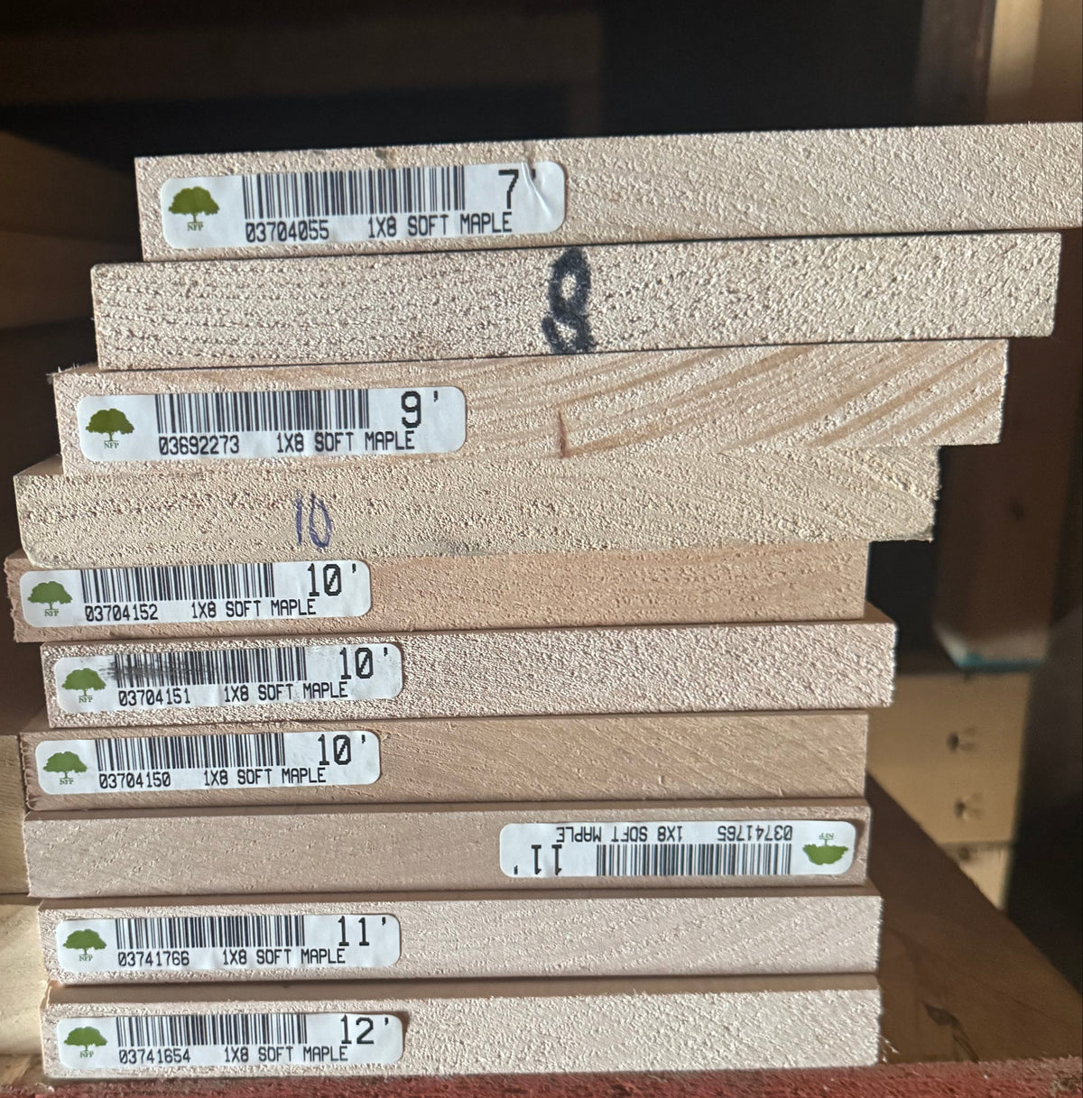 L/F 1X8 Maple S4S
